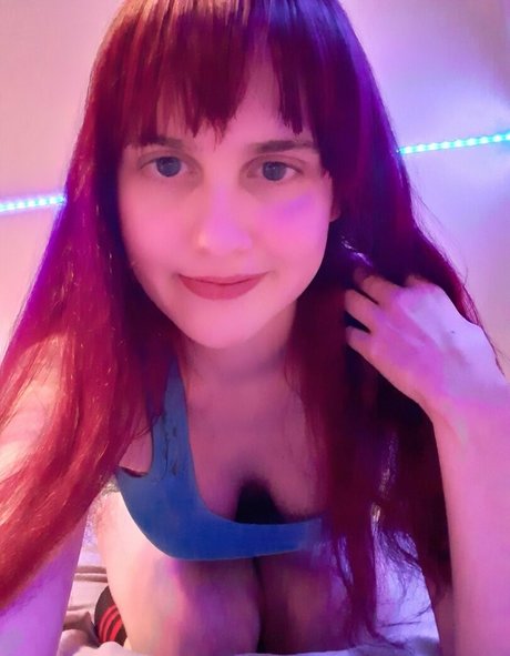 tall redhead onlyfans free porn photos