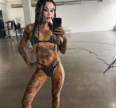 Tarazep star sexy galleries