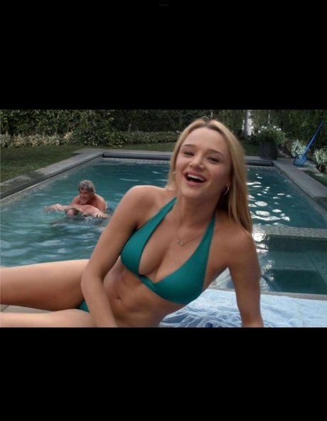 Hunter King star erotic photo