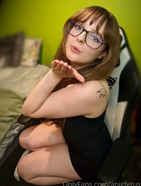 probablypiggy pornographic star img