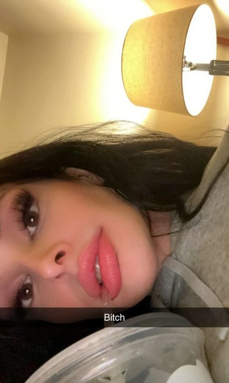Kendalluvxx sexy pornstar pics