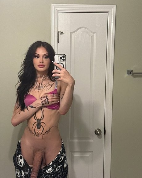 Kendalluvxx star erotic images