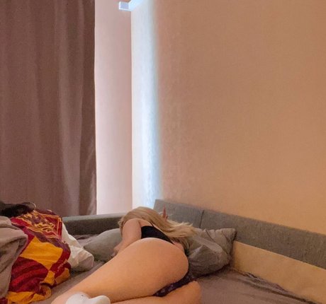 Bez talanta pornographic star pic