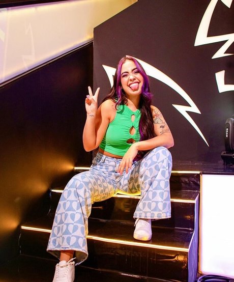 Bruna Balbino top pornstar photo