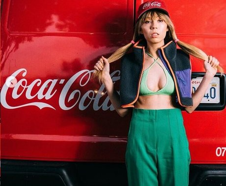 Jennette McCurdy high quality model pics