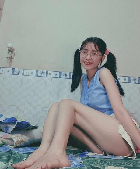 sisamouthmay exclusive model images