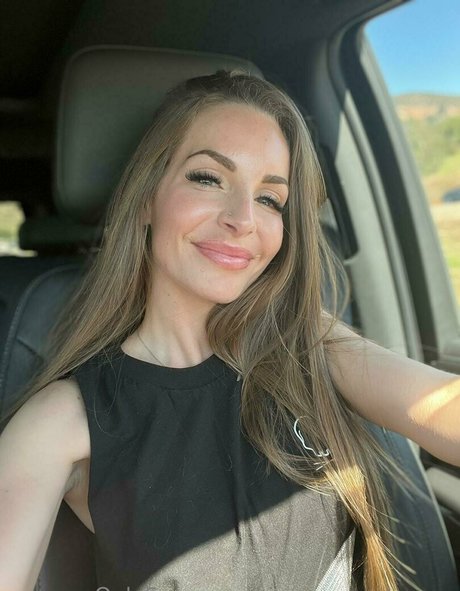 kimmygrangerxxx erotic pornstar image
