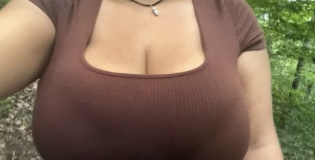 ThatGreenEyedGirl22 porn actress photo