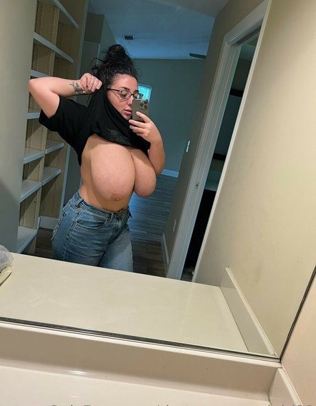 ThatGreenEyedGirl22 pornstar perfect images