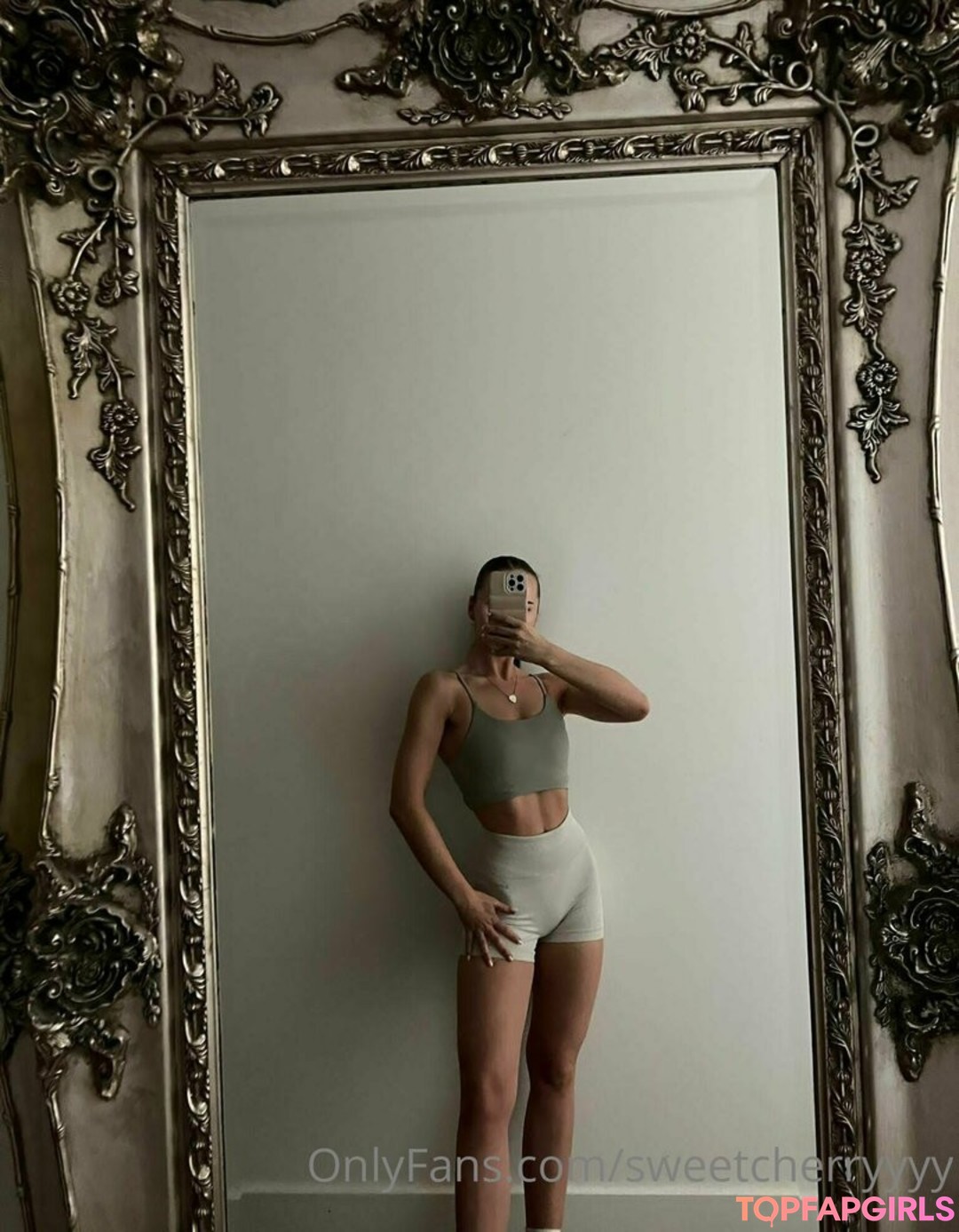 sweetcherryyyy hd pornstar pics