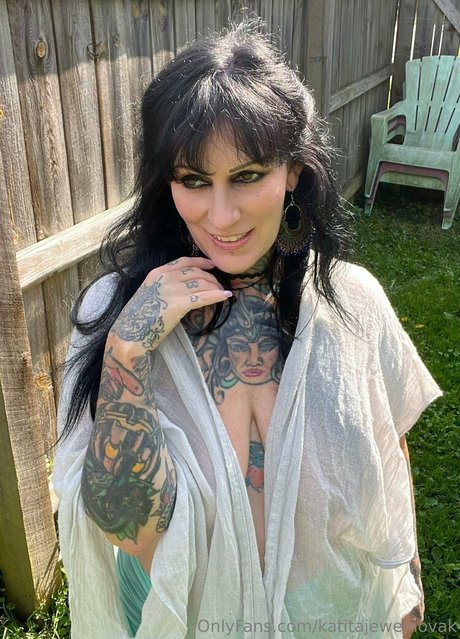 gloves onlyfans art nude archive