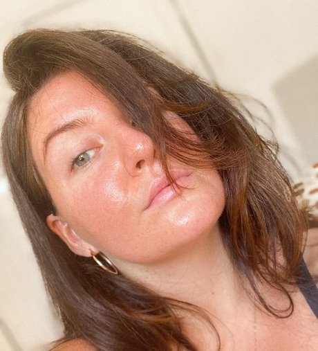 Rebecca Shortt best model galleries