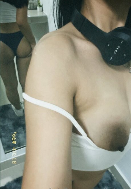 aikajo in model top img