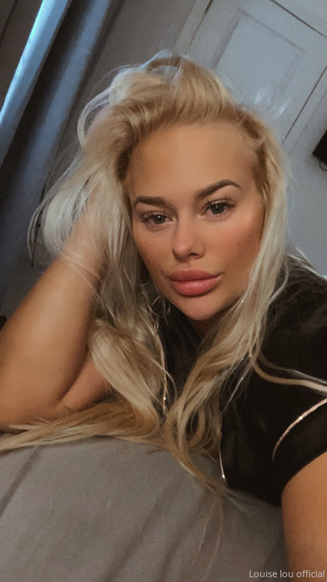 schoolgirl onlyfans hot naked pictures