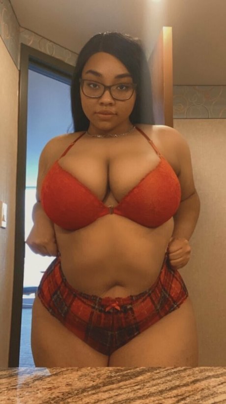 Iris black21 pornstar sexy photo