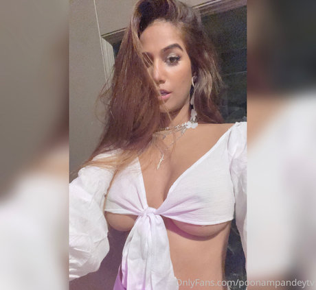 Poonam Pandey pornstar images