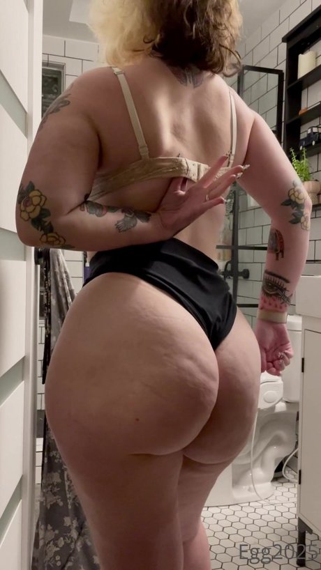 Egg2025 model nudes img