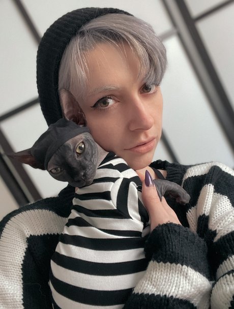 Poisonne pornstar xxx img