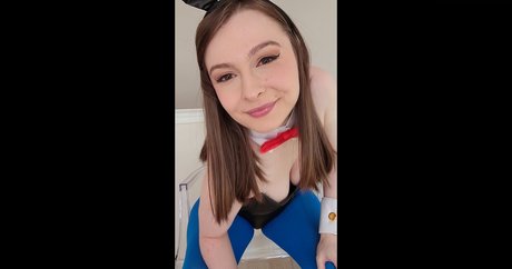 drag queen onlyfans pornographic images