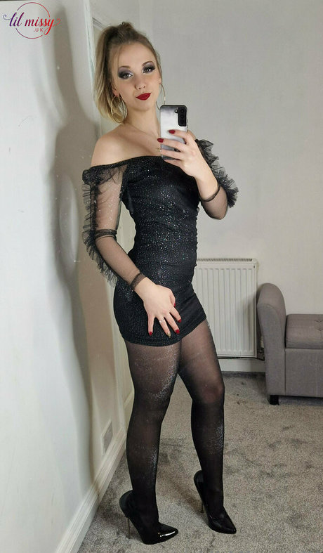 nylon feet onlyfans free sexy image