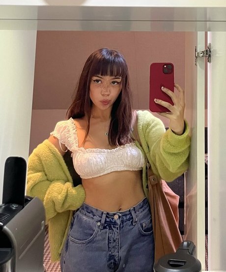 thisbicthdied top model pics