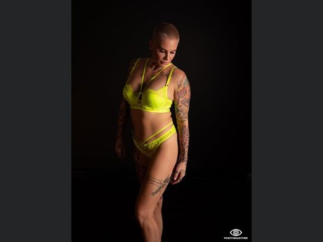 kitchen sex onlyfans nude photos