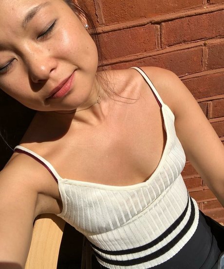 CutieMish sex actress pics