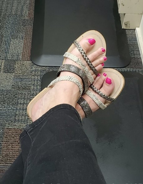 sweetfeet2187 hot pornstar picture