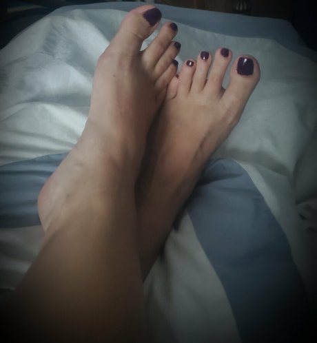 sweetfeet2187 model xxx galleries