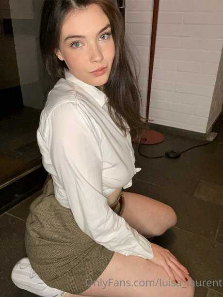 Luisa Laurent sex model img