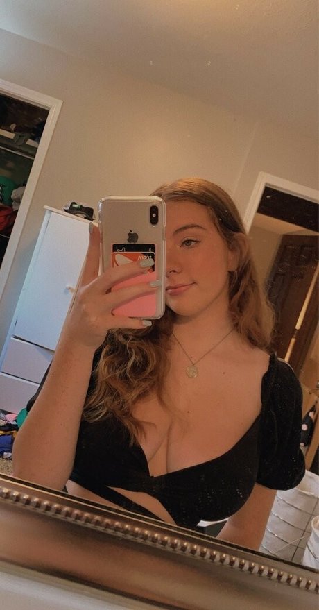 Haiden Taylor  nudes actress pictures