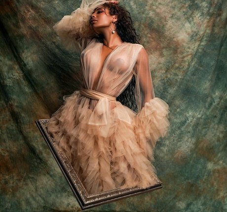 Shar Zayn model nice pics