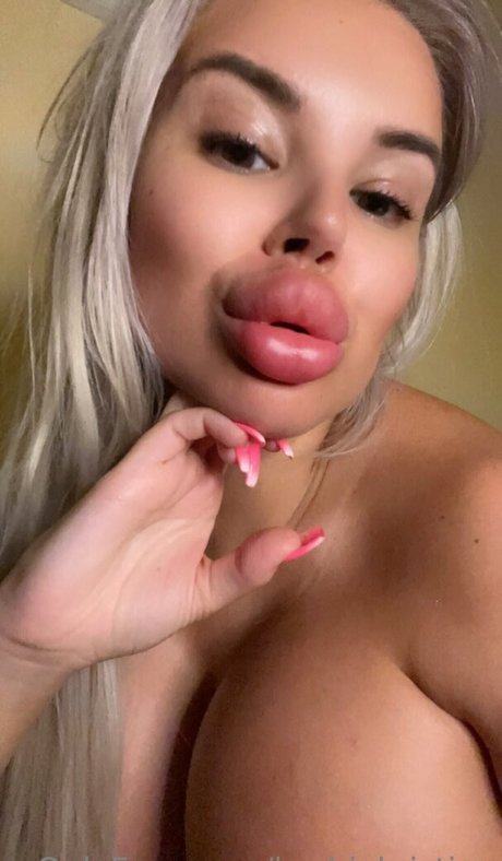 Barbiekristina porn star gallery
