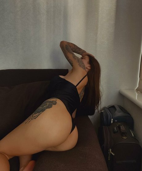 Valeri Bulka model naked picture