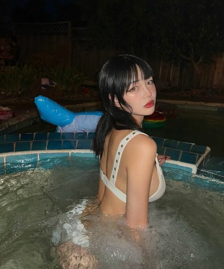 Ero Mei pornstar adult pic