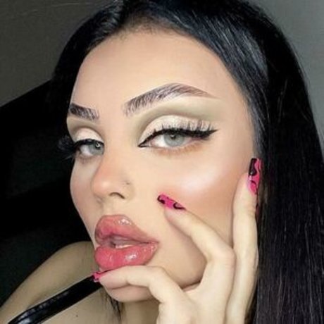 maszagraczykowska xxx pornstar photo