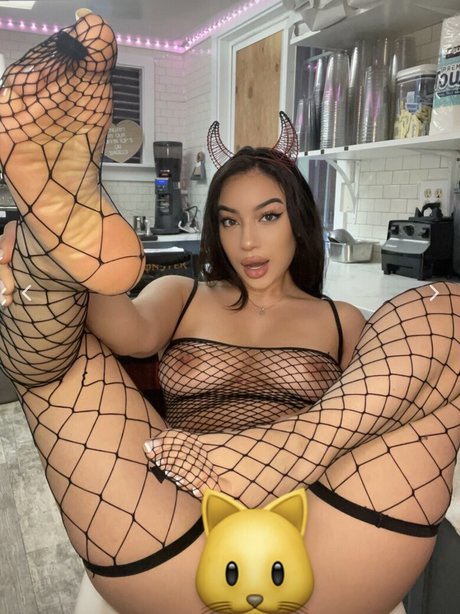 Nini xo nice pornstar gallery
