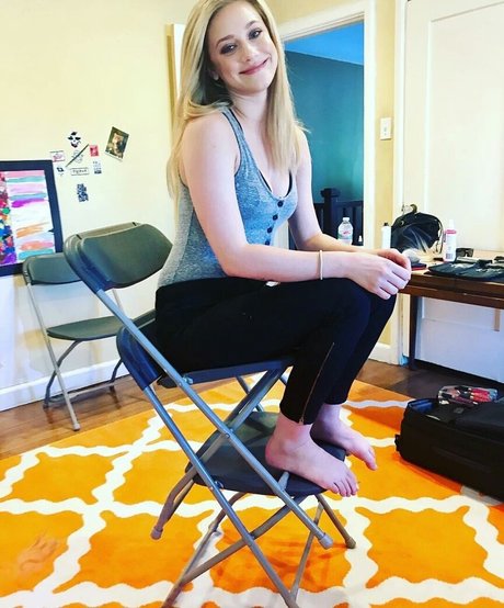 Lili Reinhart pornstar beautiful galleries