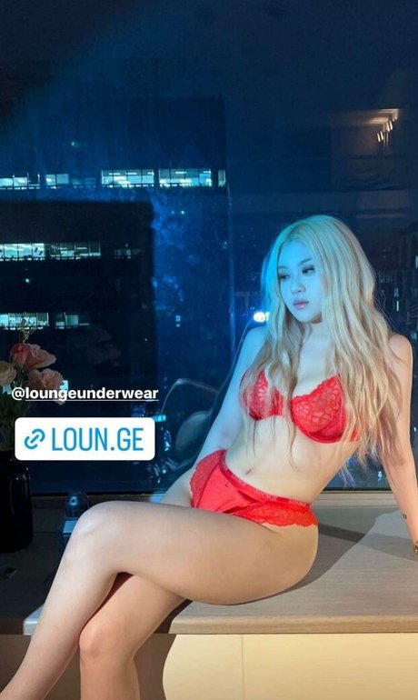 Allissa Shin pretty pornstar gallery
