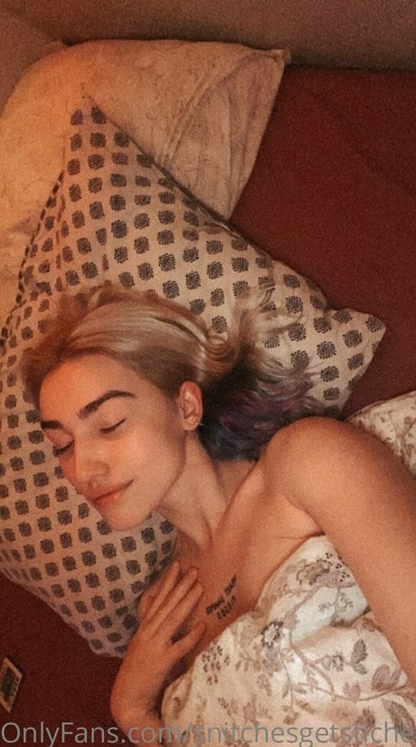 snitchesgetstiches star hd photo