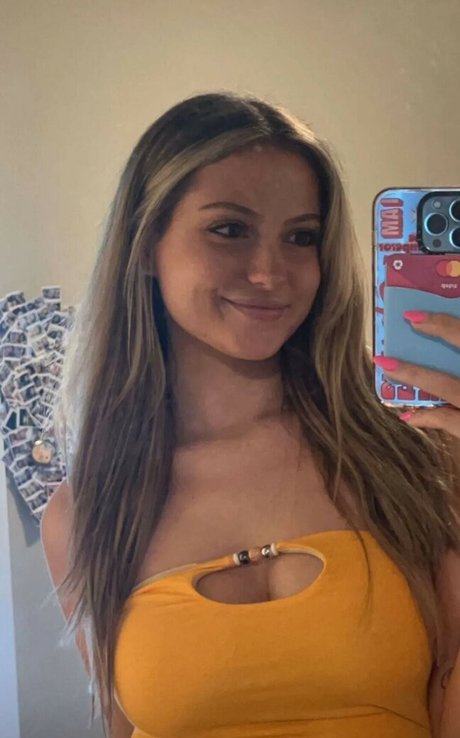 Hannah Montoya star hot photo