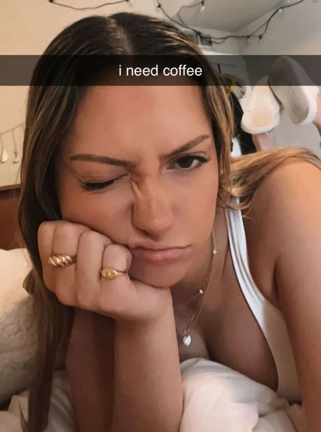 Hannah Montoya pornstar pretty picture