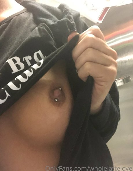 Alicia Costello pornographic star pictures