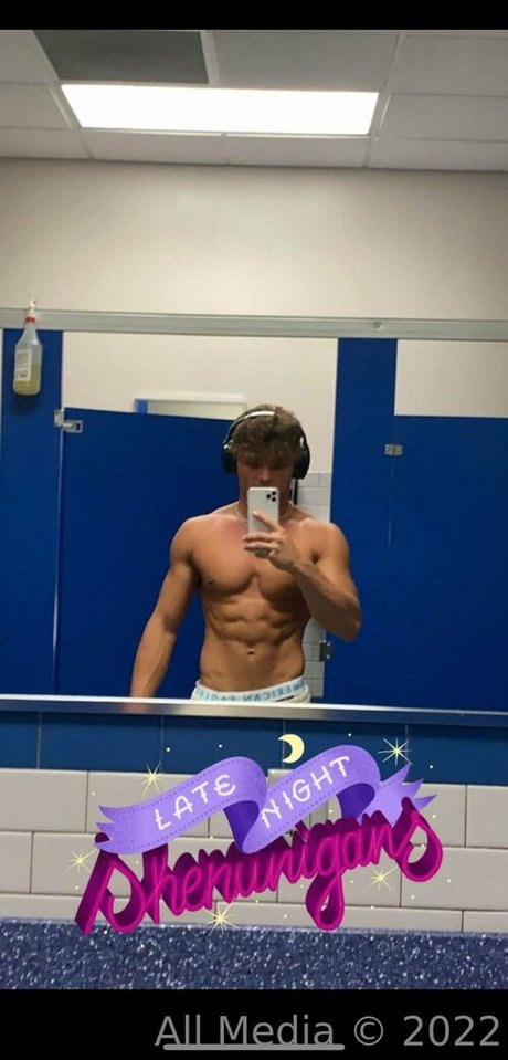 taylorsfree nudes model archive