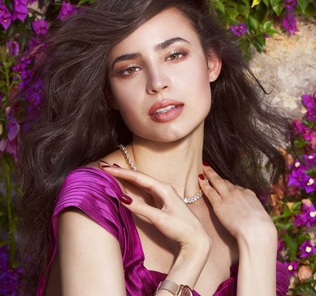 Sofia Carson naked model gallery