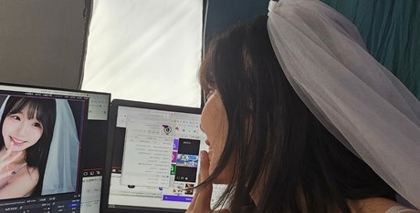 sooflower nudes model pictures