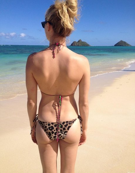 Yvonne Strahovski top profile image