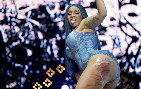 Cardi B model sexy picture