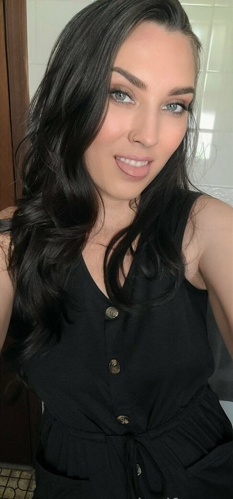 ojeniferann pornstar nude photos