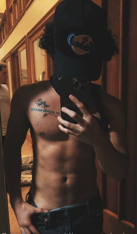 diegosexclusive model free photo